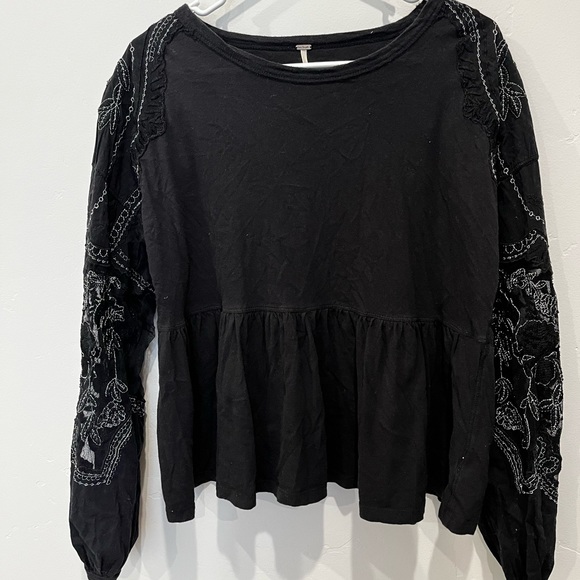 Cute, see through sleeve, Free people shirt! - Picture 1 of 4